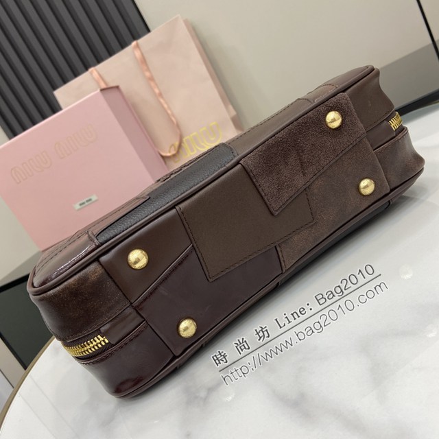 MIU MIU專櫃繆繆最新款拼接保齡球包手提肩背包 jh2736型號：5BB147